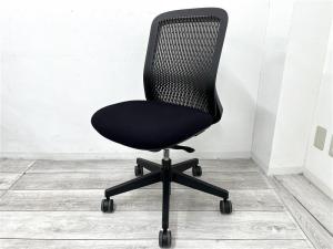 【定価約6万円】【グラデーションメッシュが視覚的、性能的にも優れたオフィスチェア】■プラス/トライチェア　■ブラック　■背樹脂メッシュ