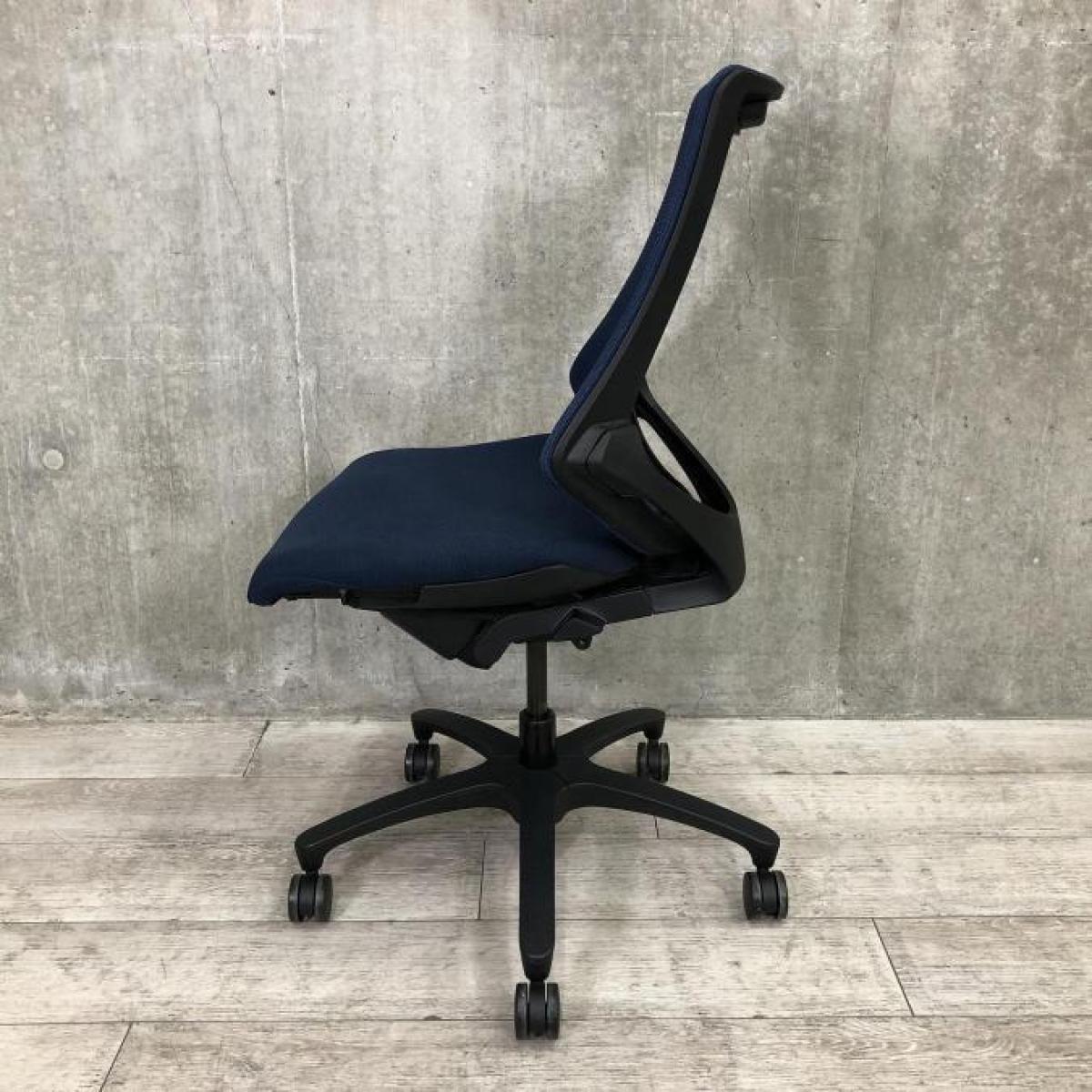 中古】エフメッシュ KF-370JB-T1B2 イトーキ/ITOKI 肘無