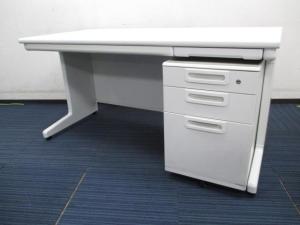 【スタンダードなデザインで使いやすい！広めの1400㎜サイズ！】■PLUS（プラス）製　LAシリーズ　平机＋ワゴンセット　引き出し付き　W1400×D700㎜　■ホワイト　※ワゴンは在庫状況によって変動致します。