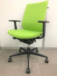 【南】コクヨ製のオフィスチェア【ウィザードシリーズ】がご提案可能！※外部倉庫商品＊福岡市拠点の「オフィスバスターズ福岡南店」は、福岡はもちろん、岡山・広島エリアにも対応しています。中古オフィス家具・チェア・デスク・複合機など一式手配可能。各地に特化した在庫とワンストップ対応で、起業・移転・レイアウト変更にしっかり対応し、岡山・広島でも安心の選択肢をご提供します。＊
