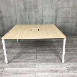 【新定番！ミーティングがはかどるワークテーブル！】■オカムラ（okamura）　アプションフリー（Aption Free）　ミーティングテーブル　■W1500㎜　■ナチュラル木目調天板