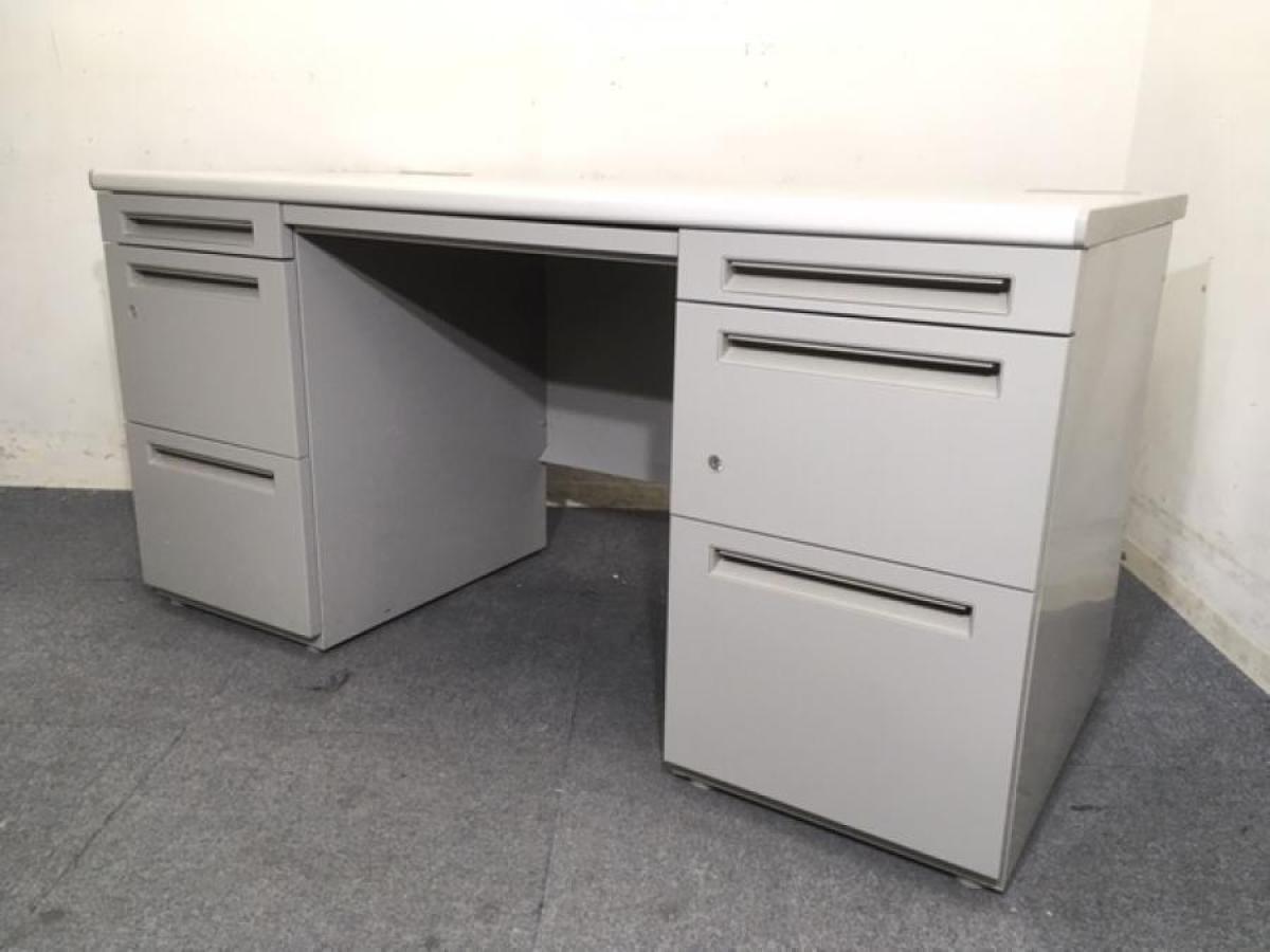 【西】※福岡倉庫在庫※【W1400の☆両袖机☆】内田洋行製 / スカエナ　Sタイプ　左右の引き出しを活用してたっぷり収納　PCデスク　上長デスク　収納　中古 【チェア】【椅子】【イス】【事務椅子】【デスク】【机】
【書庫】【書棚】【棚】【ラック】【収納】【格安】【安い】【メーカー】【レイアウト変更】【模様替え】【福岡オフィス家具】【福岡中古家具】【中古事務什器】【中古チェア】【中古椅子】
                        スカエナ
                                    中古
            