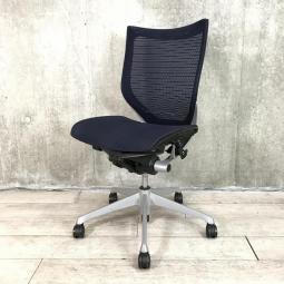【在庫セール品・1脚限定】■オカムラ（okamura）製　バロン（Baron）　肘無ローバック　■背面メッシュ・座メッシュ　■ダークブルー　【オフィスの執務室、会議室におすすめ！　国産メッシュチェアの代表格！】