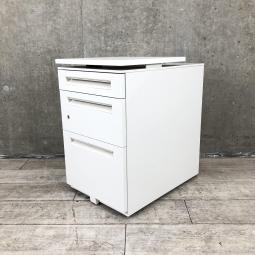 【関東倉庫在庫品】【書類が多いお客様におすすめのワゴン！】■ウチダ製　ST　3段ワゴン　■ホワイト【弊社使用欄：A00980734】【ECBMC】