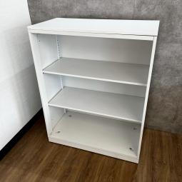 内田洋行製の【オープン書庫】が入荷しました！　＊福岡市拠点の「オフィスバスターズ福岡南店」は、福岡はもちろん、岡山・広島エリアにも対応しています。中古オフィス家具・チェア・デスク・複合機など一式手配可能。各地に特化した在庫とワンストップ対応で、起業・移転・レイアウト変更にしっかり対応し、岡山・広島でも安心の選択肢をご提供します。＊