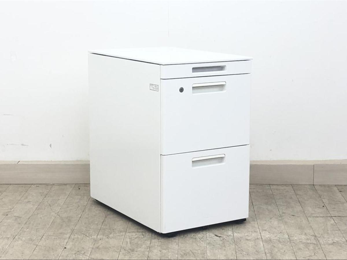 コクヨ　机とワゴン(三段キャスター付き) 中古】GTワゴン コクヨ/KOKUYO ワゴン3段 529381 - 中古オフィス