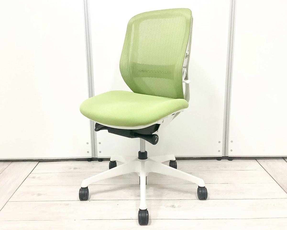 ワークチェア アームレストなし ホワイトボディ オススメ(おすすめ) 大人気 ・Okamura/オカムラ ・Sylphy/シルフィー ※横浜本店撮影画像※
                        シルフィーメッシュ
                                    中古
            
