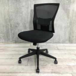 【価格と機能のバランスが取れたベストセラーモデル！シンプルなメッシュチェア！】■イトーキ（ITOKI）製　サリダチェア（SALIDA）　YL-5タイプ　肘無ローバック　■背面メッシュ　■ランバー付　■ブラック　【弊社使用欄：A01015295】
