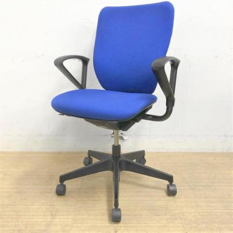 【中古】プラオチェア KE-236GH-T1N7 イトーキ（ITOKI） 肘付ローバックチェア
