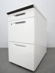 【在庫入替セール品！（本在庫限定価格）】【コレは便利！ワークスペース追加にもオススメ！】■コクヨ　アイエスシリーズ　脇机3段　ホワイト　W400×D700×H720mm【KOKUYO　IS】