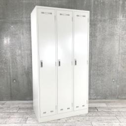 【使い勝手の良いスタンダードタイプ！】■セイコー　3人用ロッカー　ニューグレー　※多少日焼けがあるためお安く！