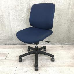 おつとめ品【関東倉庫在庫品】【コンパクトでデスクにスッキリ収まるチェア！】■イトーキ製　トルテR　肘無ハイバックチェア　■ブルー【弊社使用欄：A00994778】【ECBMC】【在庫入替セール品につき限定特価！】