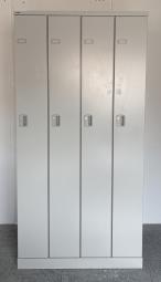 【個人の衣服や荷物をしっかり管理！使い勝手の良い4人用ロッカー！　移転・増員にもおすすめ】■ナイキ（NAIKI）製　4人用更衣ロッカー　ネームプレート付　■グレー　■シリンダー錠