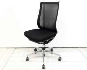 コクヨ製の高級チェア！重厚感のあるブラック×ポリッシュ仕様　応接室や会議用にもおすすめ！
 ■コクヨ/ベゼル/ブラック