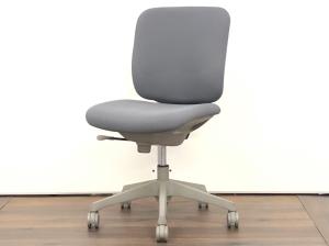 【在庫入替セール！】■オカムラ（okamura）製　CG-R(シージーアール)チェア　　■グレー【A00998025】【T7】【肘外し】
