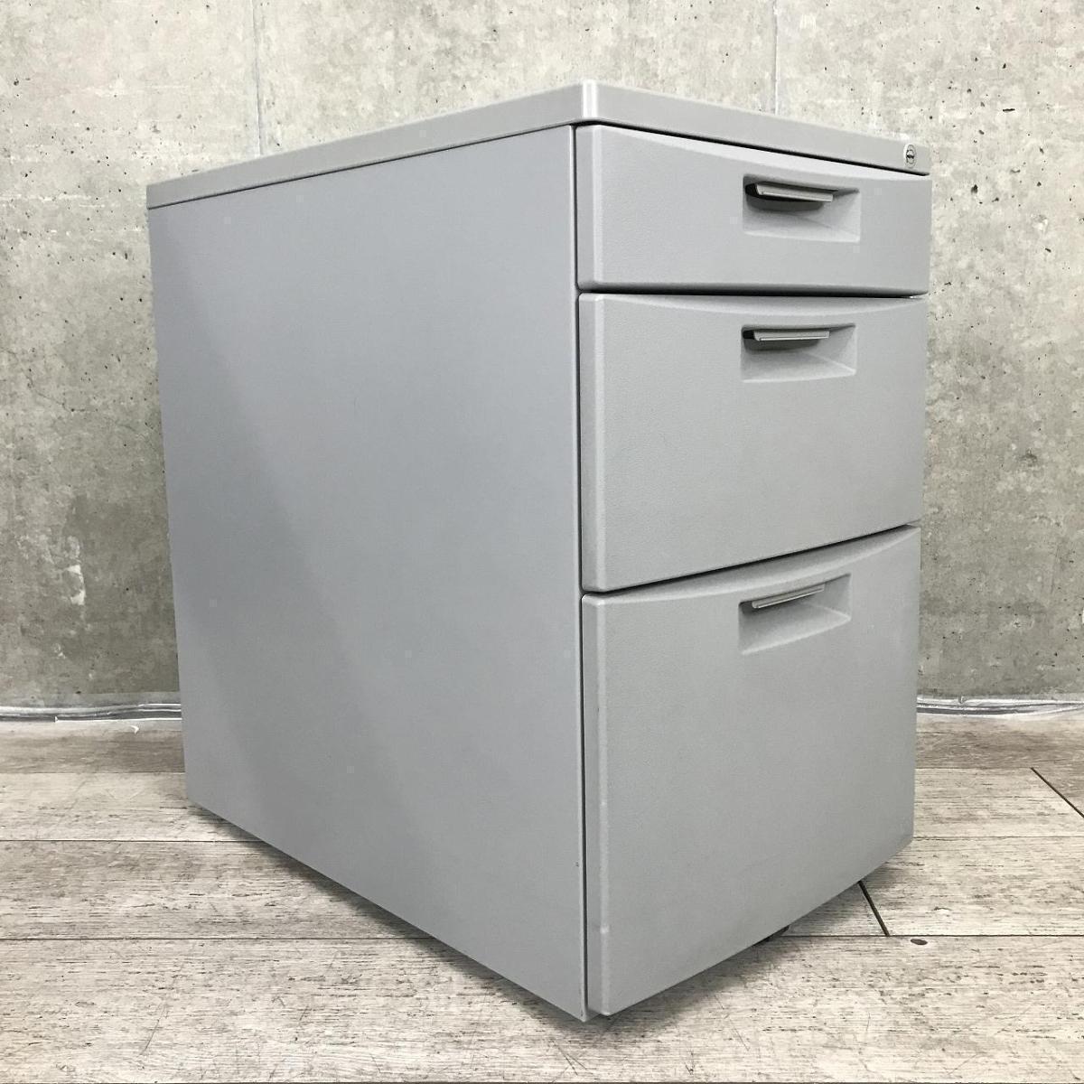 【こばQ】ITOKI イトーキ ②本棚 中古】 CZN-047LBB-W9W9 イトーキ/ITOKI 脇机2段 530960 - 中古