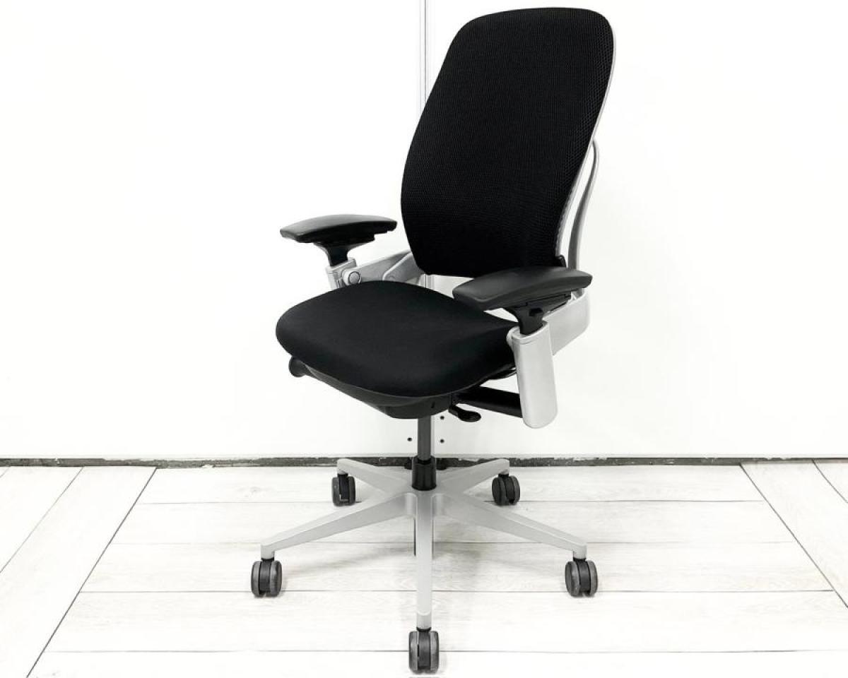 リープチェアV2 steelcase 肘付きハイバックチェア 中古】リープV2 Steelcase/スチールケース 肘付ハイバックチェア