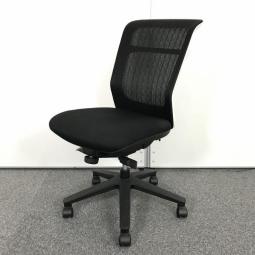 【人気のメッシュチェアが低価格で！】【シンプルなデザインはどんなオフィスにもマッチします】■ナイキ製　Pausa（パウザ）シリーズ　ハイバック　ブラック　■背面メッシュ