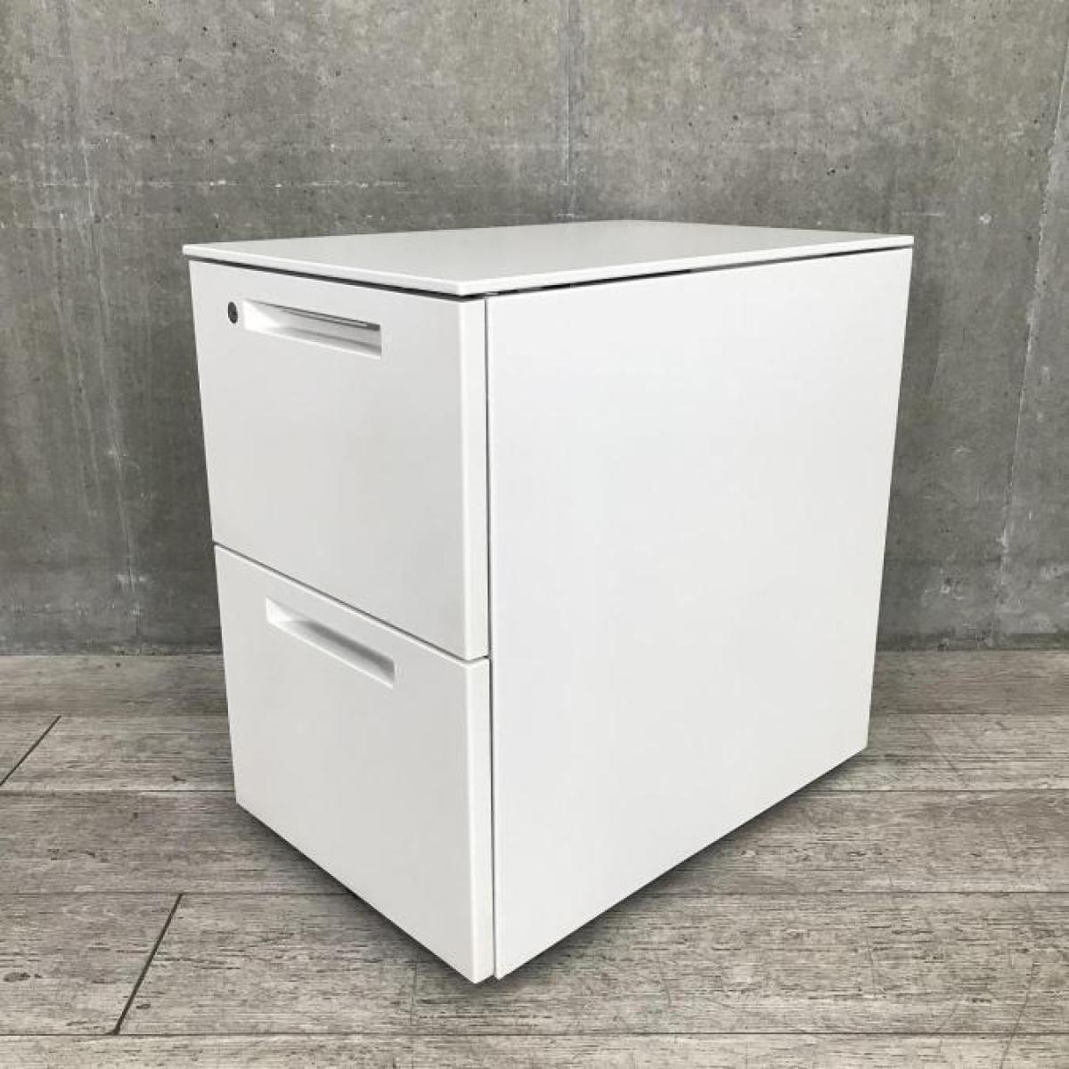 【使いやすさ抜群のキャスター付き2段ワゴン！収納力抜群！】■コクヨ（KOKUYO）製　iSシリーズ　2段ワゴン　デスクインワゴン　H600mm　■ホワイト　■シリンダー錠
                        iS
                                    中古
            