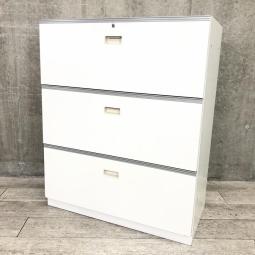 【在庫入れ替え】【A4ファイルも沢山収納可能！ホワイトカラーの人気シリーズ３段ラテラル書庫！】■イトーキ　シンライン (THIN LINE)　３段ラテラル書庫　ローキャビネット　■ホワイト　■シリンダー錠