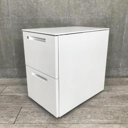 【8台入荷】【使いやすさ抜群のキャスター付き2段ワゴン！収納力抜群！】■コクヨ（KOKUYO）製　iSシリーズ　2段ワゴン　デスクインワゴン　H600mm　■ホワイト　■シリンダー錠