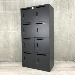 【便利なコンセント機能付き！ブラックのクールな8人用ロッカー！】■イトーキ（ITOKI）製　エス（es）キャビネット　8人用ロッカー　パーソナルロッカー　■投函口付　■ブラック　■シリンダー錠 【弊社使用欄：A00996817】