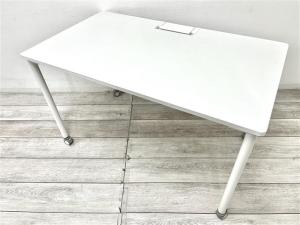 【定価約10万円】【フレキシブルに使用可能なキャスター付きワークテーブル！】■イトーキ（ITOKI）製　アクティブフィールド（Active Field）　ワークテーブル　パーソナルテーブル　W1200×D700㎜　■キャスター付き　■ホワイト　配線カバー：ホワイト/配線受け：ブラック