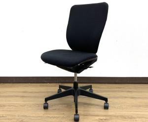 【在庫入替セール】【3脚限定】【クレジット決済優先】渋いブラックカラー！定番オフィスチェアNO1シリーズ　プラオ※肘掛けなし仕様◆イトーキ製　人気
