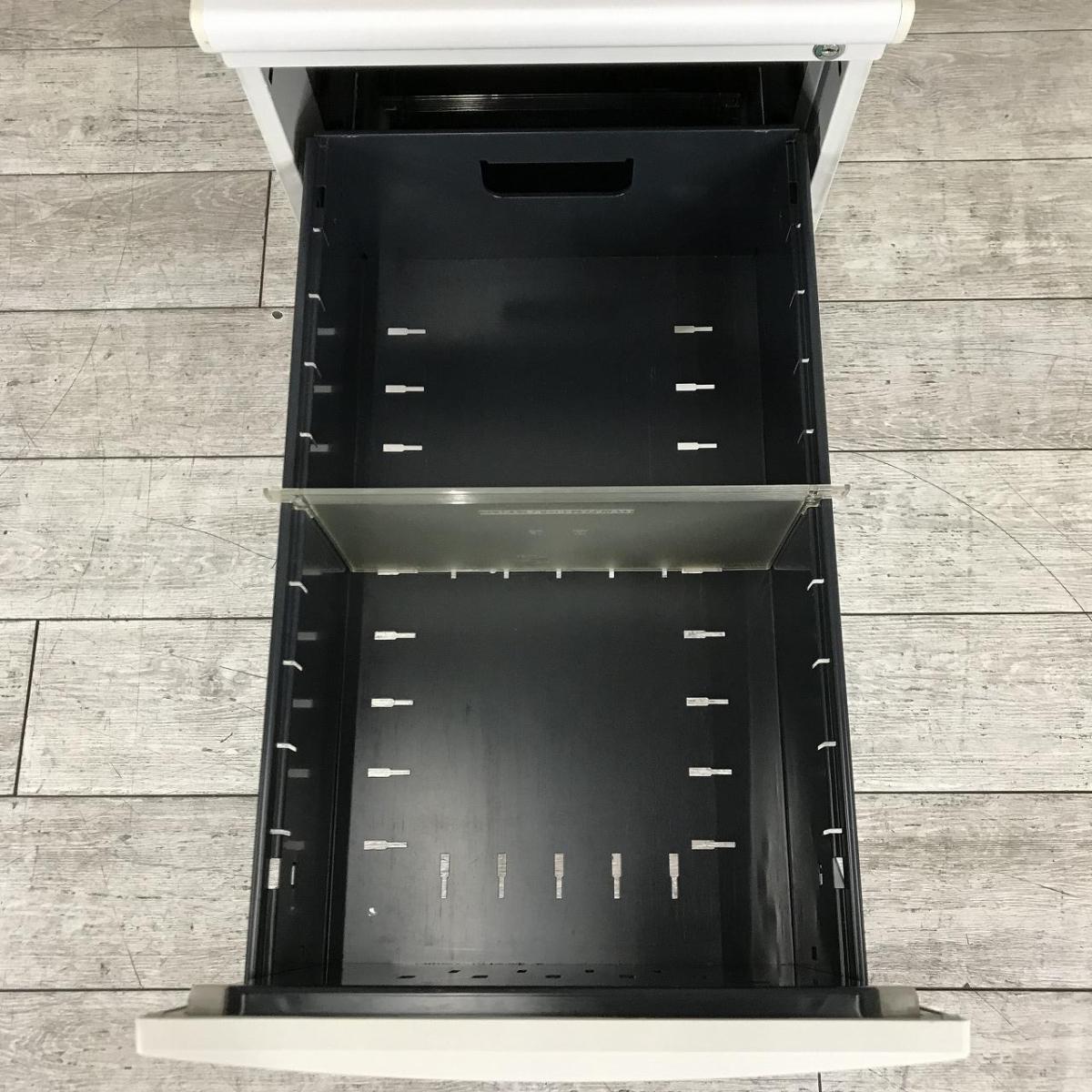 【こばQ】ITOKI イトーキ ②本棚 中古】CZシリーズ イトーキ/ITOKI 脇机2段 530920 - 中古