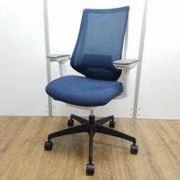 【関西倉庫在庫品】■コクヨ製　デュオラ2（Duora2）　肘付ハイバック　■背面メッシュ　■可動肘　■ランバーサポート　■ターコイズブルー×ホワイトシェル　※在庫数わずかなため一度お問い合わせくださいませ！　【二重フレーム構造がもたらすしなやかで美しい背もたれ機能！簡易操作で自分に合った姿勢をサポート！】