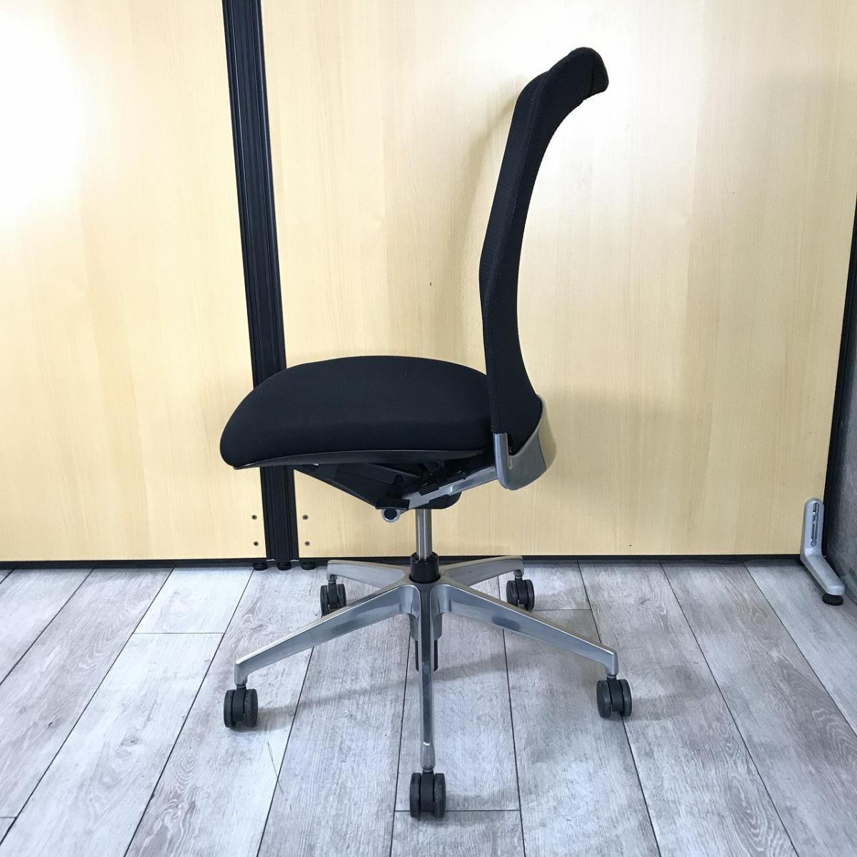 Tac. スイベルチェア / ブラック 中古】プラオαチェア KE-538CHNZ9T1T1 イトーキ/ITOKI 肘無