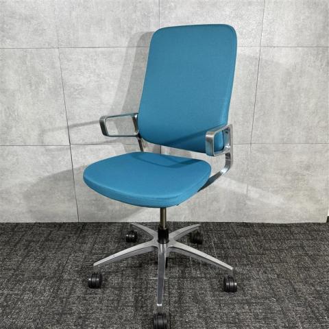 【中古 S(美品)】levi(レヴィチェア)シリーズ KG-526SB-GNT3 高品質でお買い得。中古オフィス家具【オフィスチェア（イス