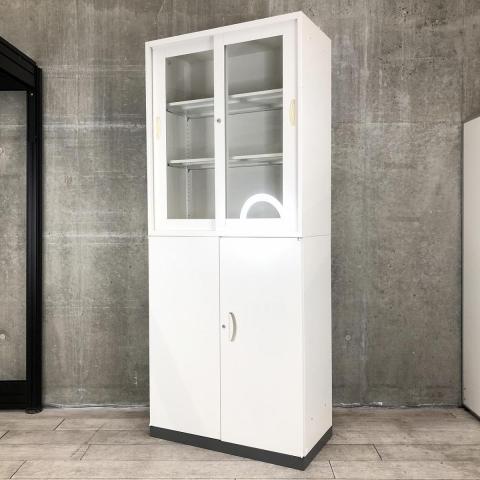 【限定１セット】【取っ手日焼けあり】【視認性に優れたガラス製引き違い戸＋両開き書庫のセット！！書類もスッキリ整理！】■生興製　クォール（QUWALL）シリーズ　ガラス2枚引き戸＋両開き　書庫セット　ハイキャビネット　■シリンダー錠　■ホワイト　オフィスバスターズ　梅田本店