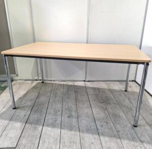 【1台限定】【在庫入替品】【珍しい奥行900タイプ】ミーティング・来客用におすすめ　イトーキ　DCテーブル　幅1500mm×奥行900㎜　人気の木目色 オフィスバスターズ　梅田本店