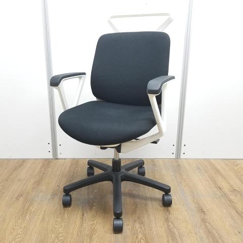 【中古】トルテR KZ-240GBH イトーキ（ITOKI） 肘付ローバックチェア