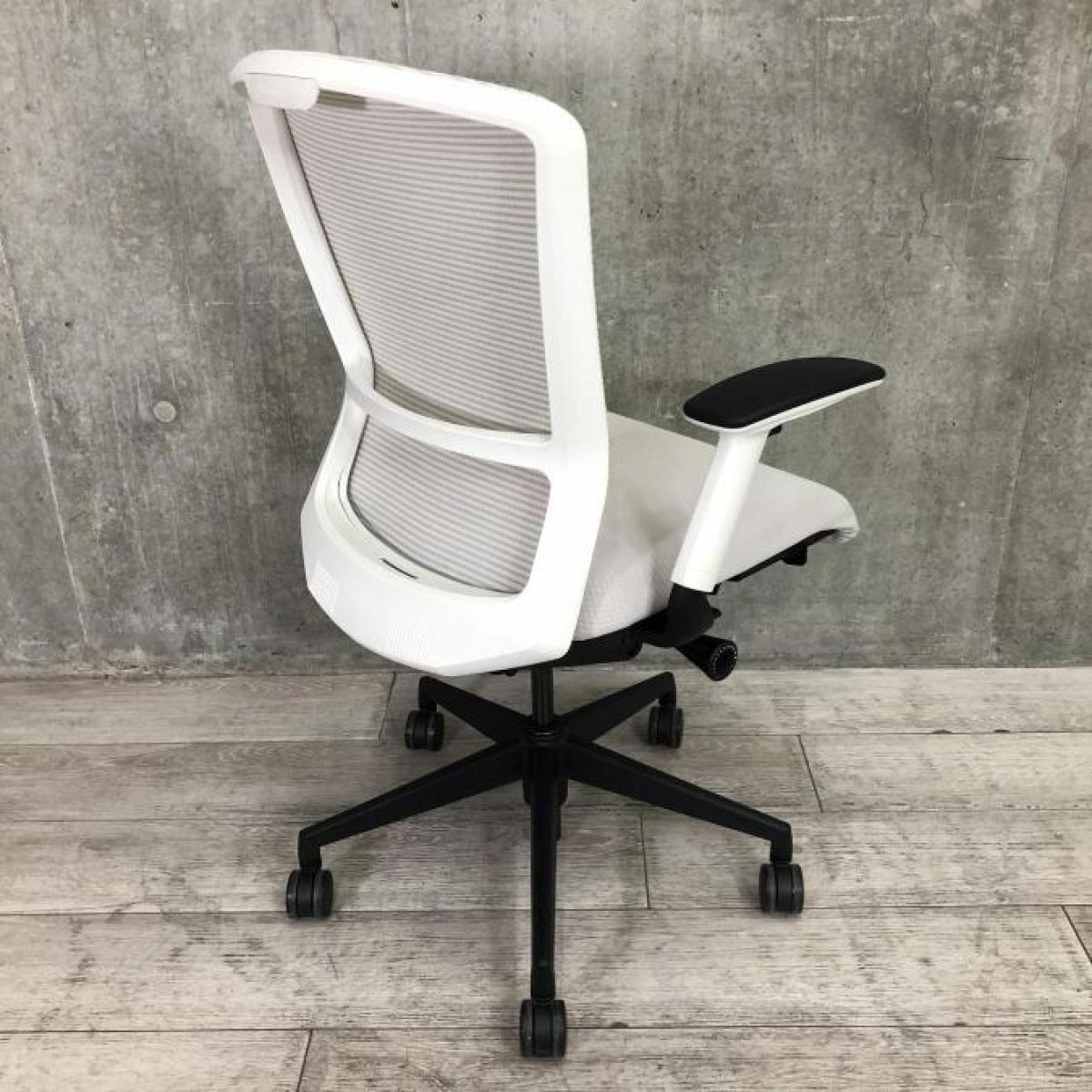 中古】エルフィ ELA2-00B ウチダ/UCHIDA 肘付ハイバックチェア