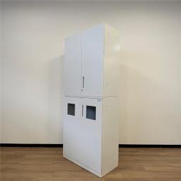 書庫セット　レア商品入荷！　両開きダストボックス　両開き戸タイプ！ありそうでなかった商品！　■コクヨ（KOKUYO）製　ハイキャビネット+トラッシュボックス　ベース付　■ホワイト　■シリンダー錠【2506】弊社使用欄【A01018542/A01018638】