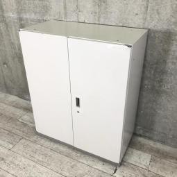 【オフィスの定番！大きく開いて見やすい両開き書庫！】■イトーキ（ITOKI）製　シンラインシリーズ (THIN LINE)シリーズ　両開き書庫　ローキャビネット　■ニューグレー　■シリンダー錠