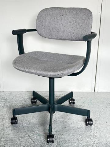イトーキ（ITOKI） バーテブラⅢチェア(vertebraⅢ) 一覧 - 中古