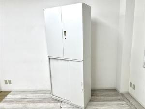 【定価約16万円】【収納に便利な上下書庫セット！】■イトーキ/シンライン　■上下書庫セット(下引違＋上両開き)　■ホワイト　■シリンダー錠