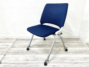 【定価約6万円】【座面折り畳み、重ねて収納可能！スペースの削減に便利なネスティングチェア！】■内田洋行/FM-350C　■ネスティングチェア　■ブルー