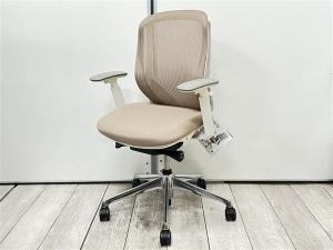 【最も人気を集める高機能メッシュチェア！】/オススメ(おすすめ) /人気商品【弊社使用欄：A01025185】■ローバック　肘付き　アイボリー/オカムラ/シルフィ
