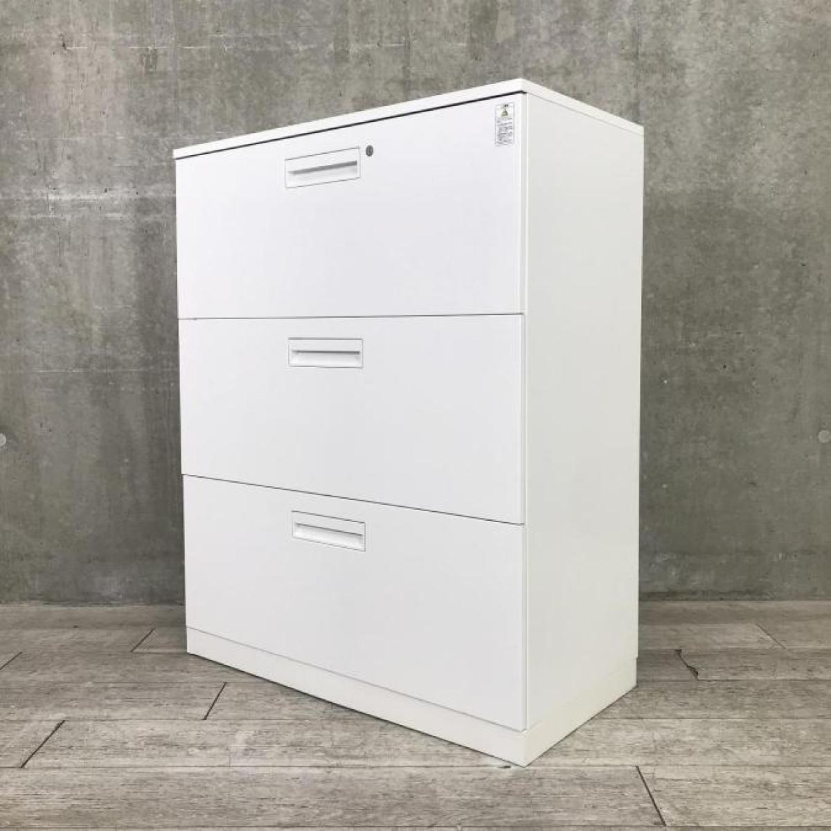 【収納量抜群の3段ラテラル書庫！A4書類が大量に収納可能！】■コクヨ（KOKUYO）　エディア（EDIA）　3段ラテラル　ローキャビネット　■ホワイト　■シリンダー錠　■天板付き
                        エディア
                                    中古
            