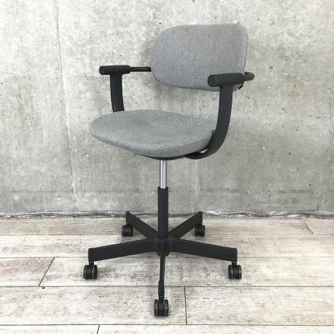イトーキ（ITOKI） バーテブラⅢチェア(vertebraⅢ) 一覧 - 中古