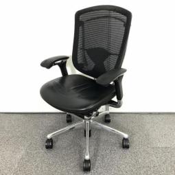 【人間工学に基づいた快適な座り心地を実現！ハイグレードメッシュチェア！】■オカムラ（okamura）　コンテッサ（Contessa）　肘付き　ハイバック　背面メッシュ　■座面レザー　■可動肘　■ブラック　■ランバーサポート