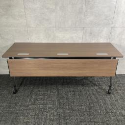 会議用テーブル/ロット入荷/オカムラ製/エレガスタシリーズ/折り畳みテーブル/福岡/中古/安い/天神/博多/休憩用