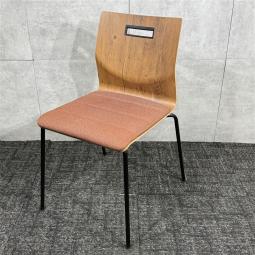 【来客用や自宅にも◎】オカムラ　スイープ　ミーティングチェア　自宅　来客　ローバック　木目ブラウン×ローズブラウン　オシャレ　中古　オフィス家具　博多　天神　九州最大級