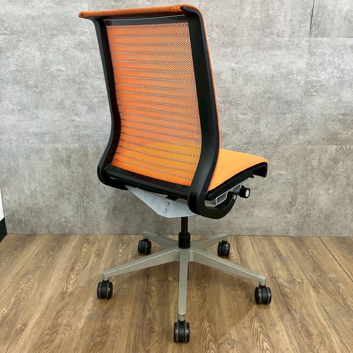 Steelcase スチールケース THINK シンクチェア　メッシュ　モダン スチールケース / Steelcase シンク Think メッシュ デスク