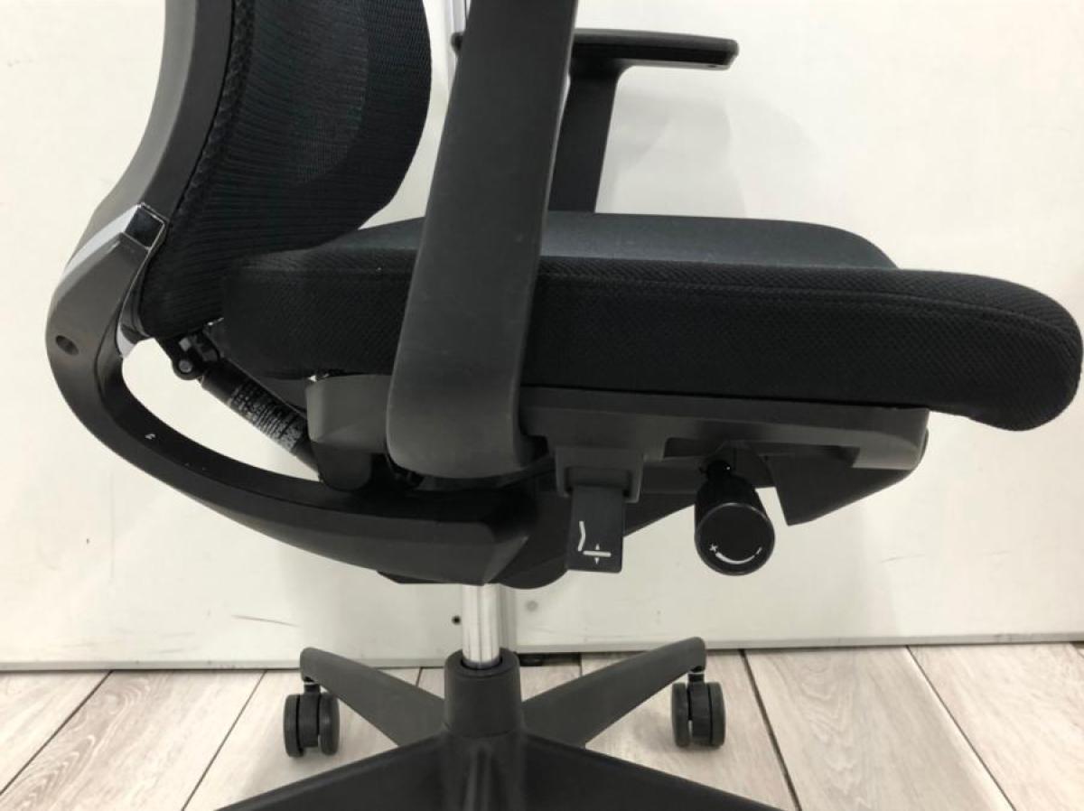 【るー】【KOKUYO】ベゼル 肘付ハイバックチェア 樹脂脚 中古】ベゼル 樹脂脚 CR-G2800E6 コクヨ/KOKUYO 肘付ハイバック