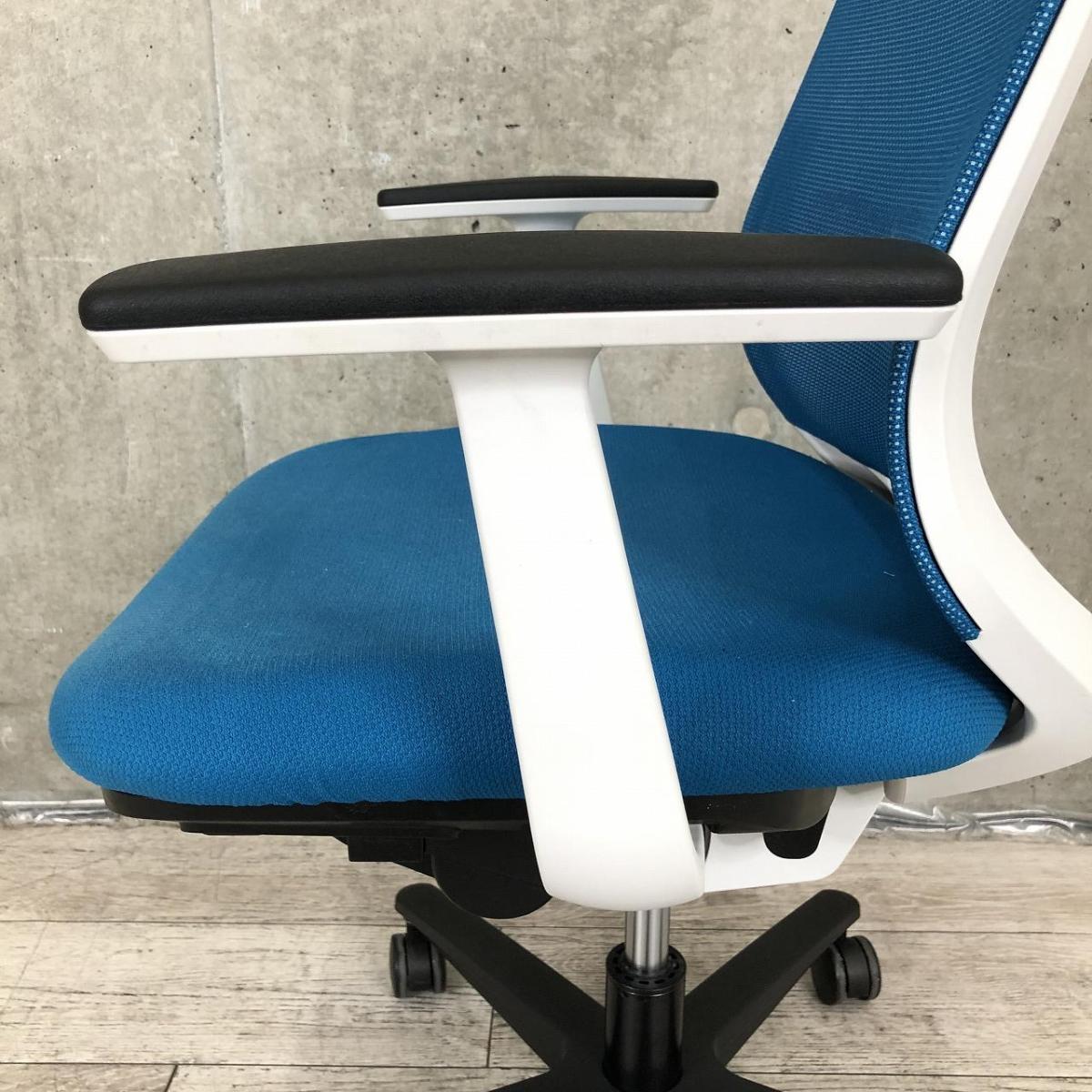 【たのめる便】KOKUYO Mitraミトラ チェア　肘付き★ブルー★ 中古】ミトラシリーズ コクヨ/KOKUYO 肘付ローバックチェア